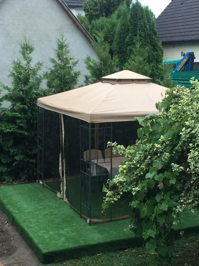 Rozsavoelgy Apartman Balatonlelle Buitenkant foto